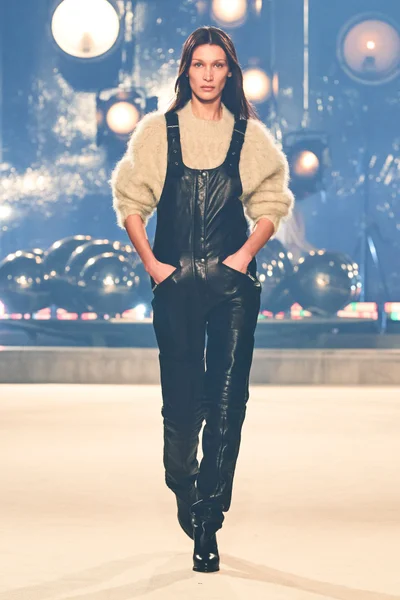 Look 29